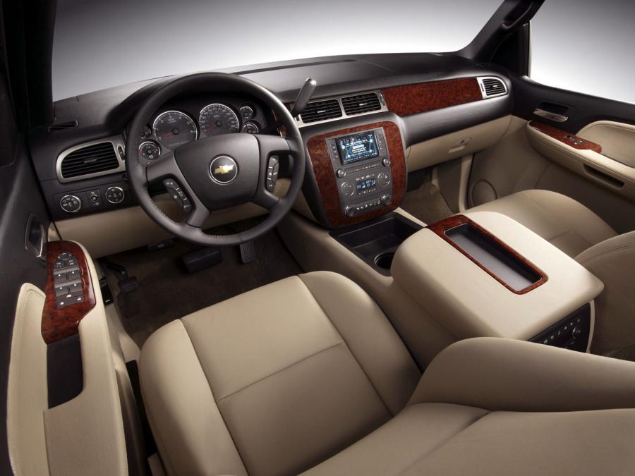  Chevrolet Tahoe 2006 года  (фото 5 из 32)